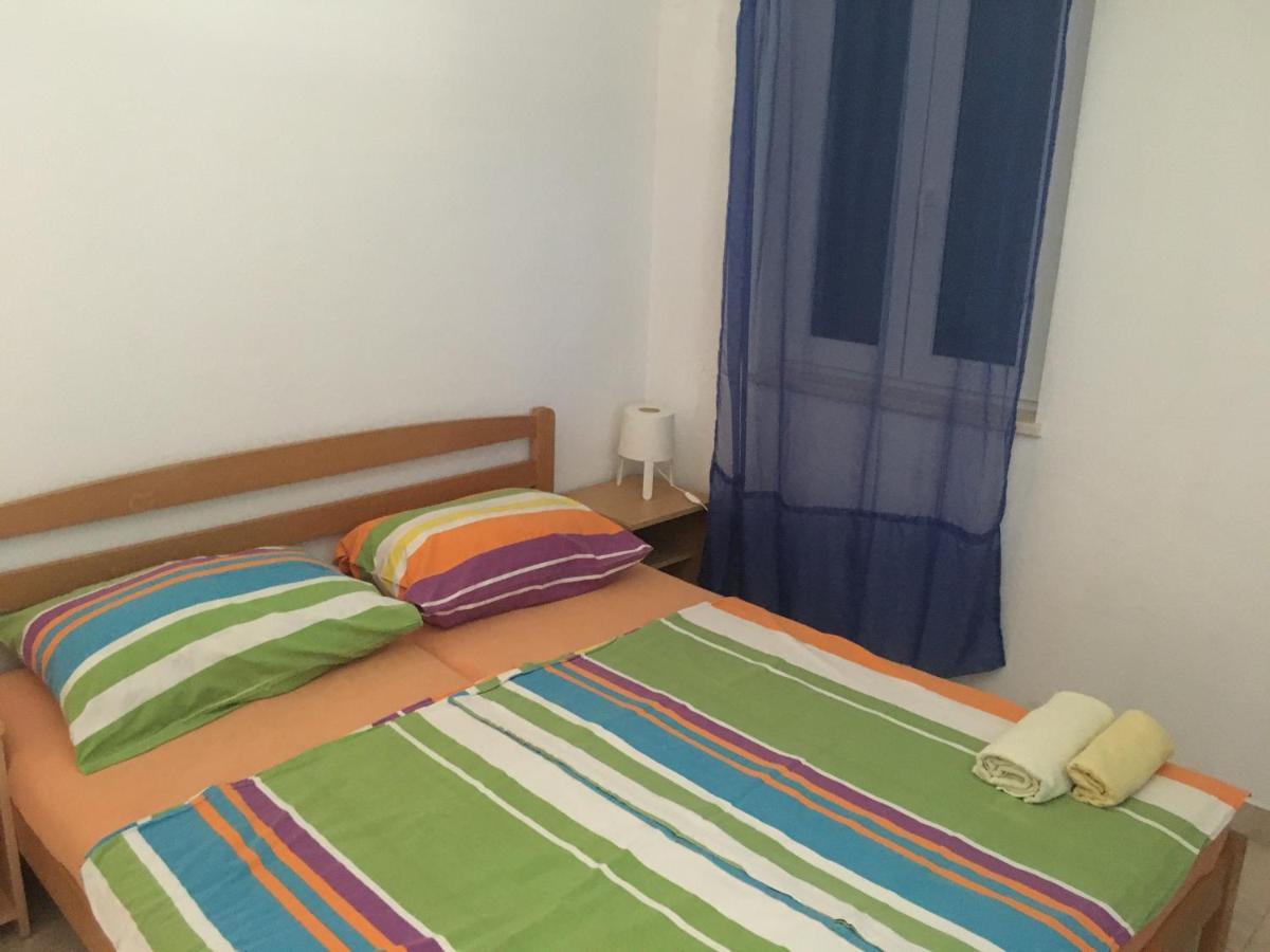 Apartmani Domenika Žuljana 外观 照片