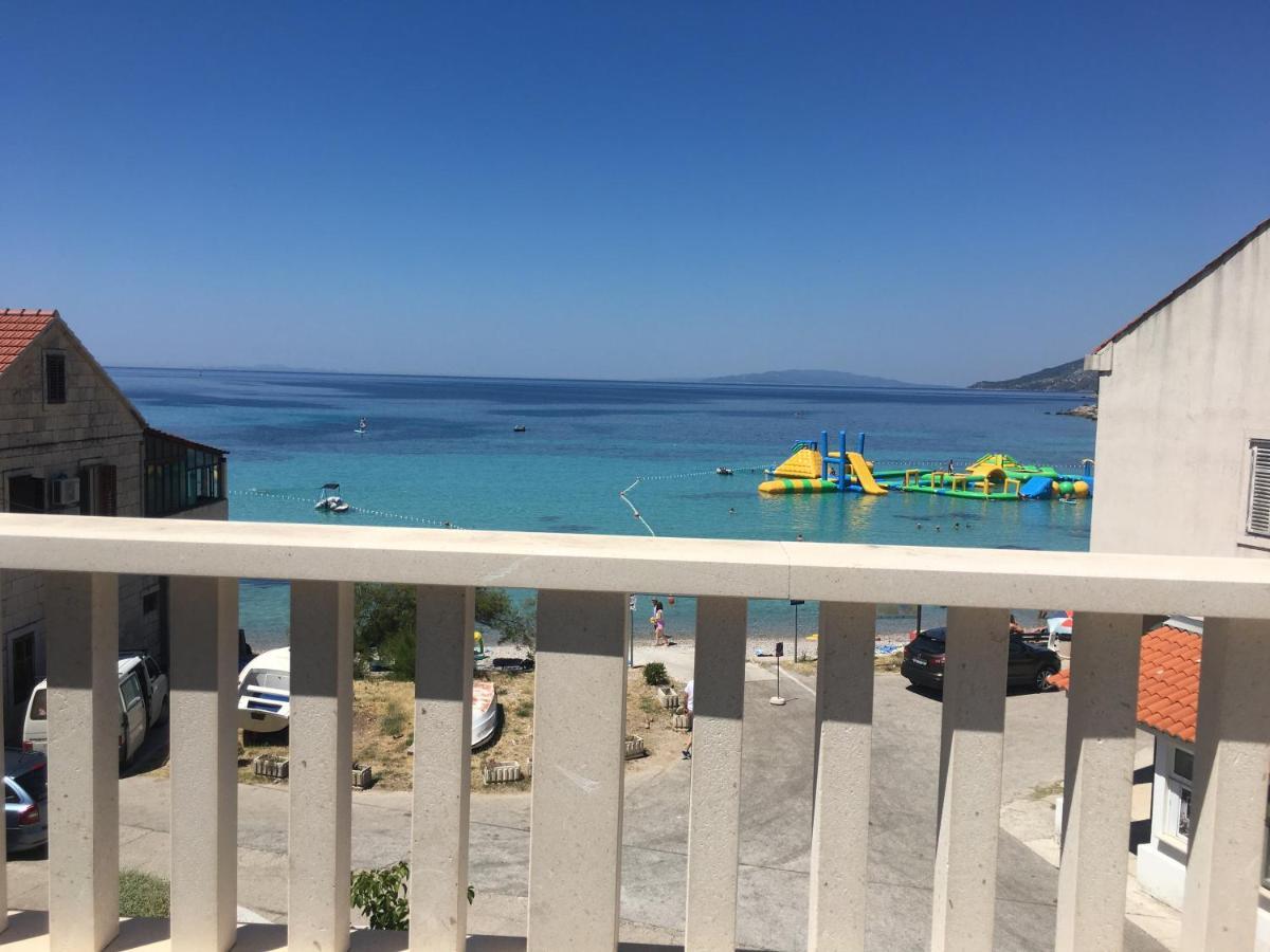 Apartmani Domenika Žuljana 外观 照片
