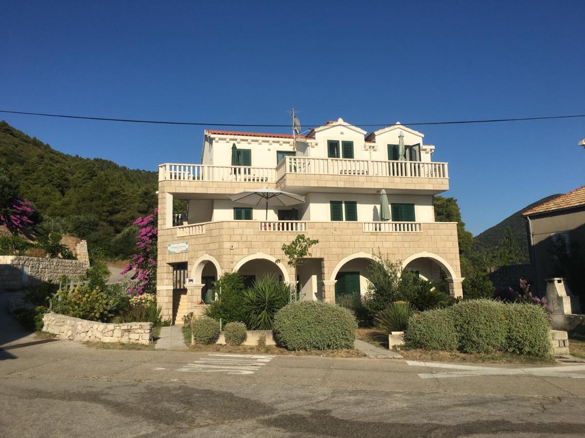 Apartmani Domenika Žuljana 外观 照片